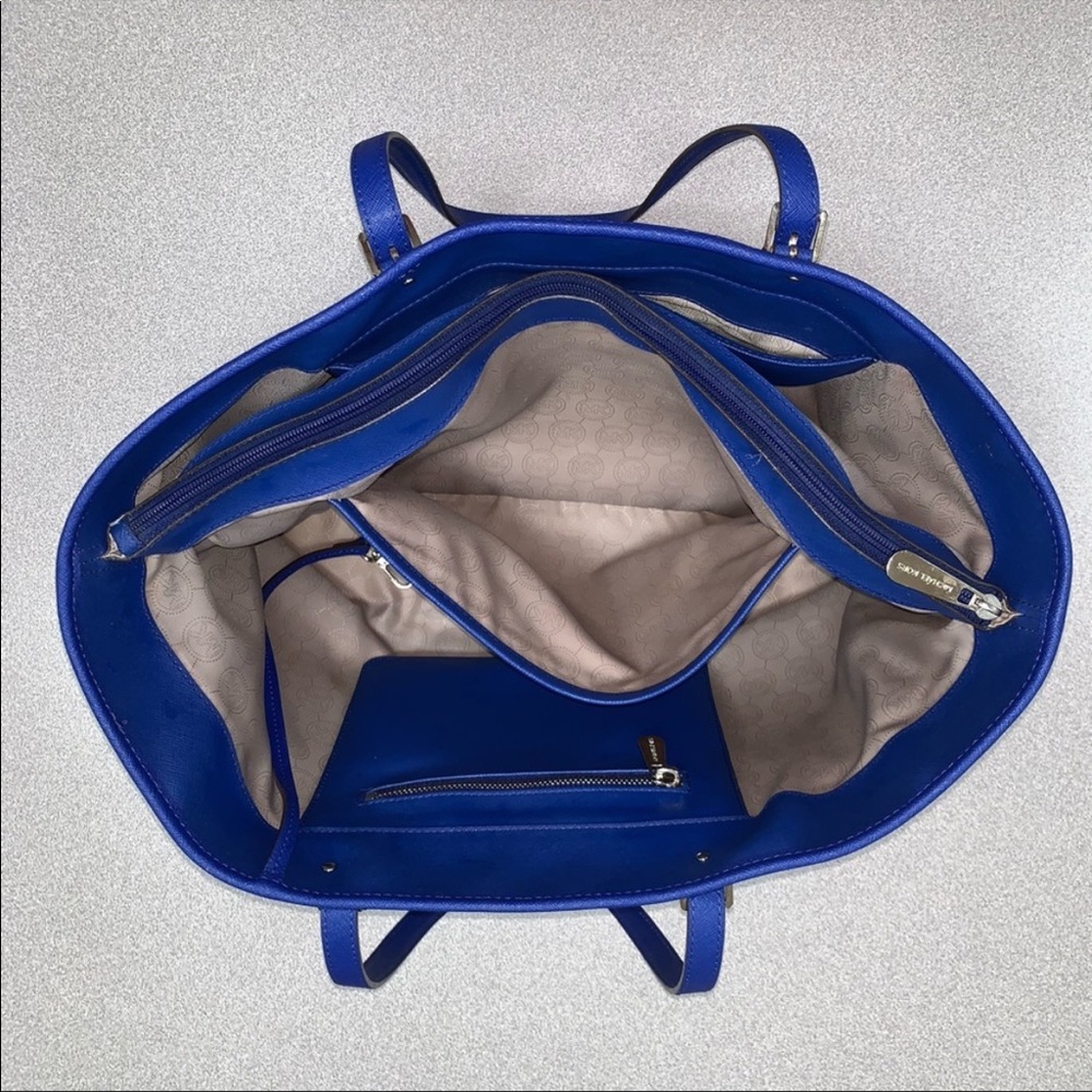 Michael KorsJet Set Travel Tote - Picture 3 of 6